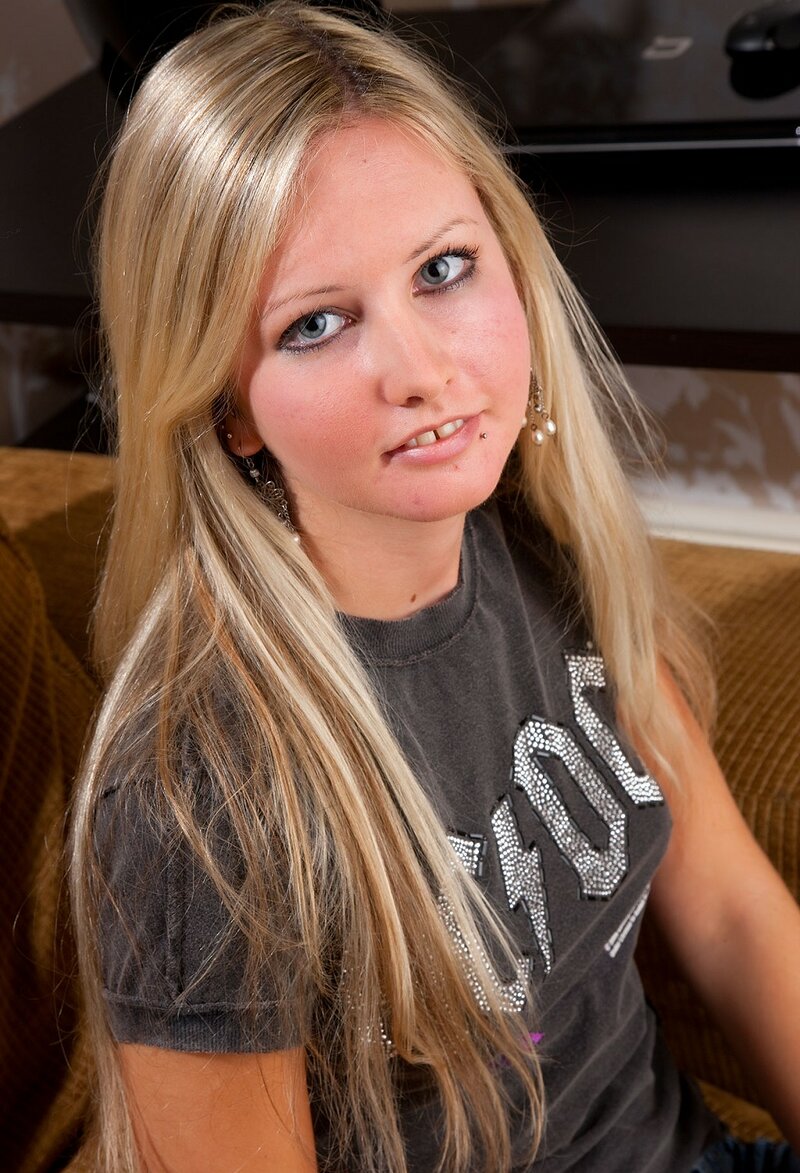 Жанна, 26 лет, 0 размер груди